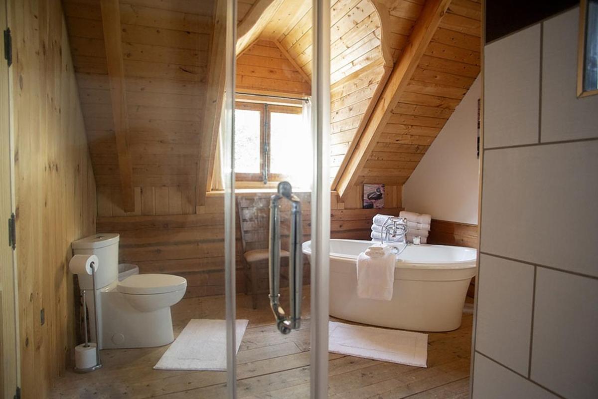 Hebergement "La Maison En Bois Rond" Sainte-Marie Exteriör bild