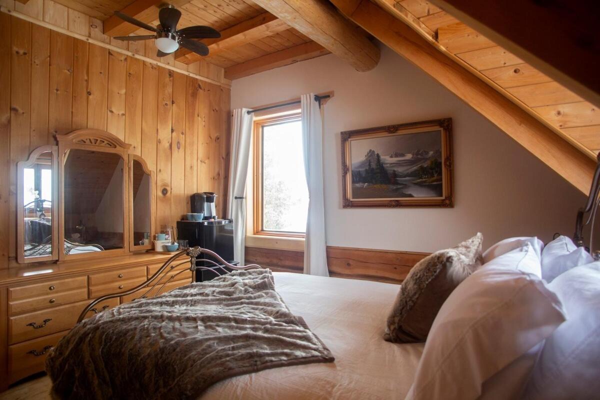Hebergement "La Maison En Bois Rond" Sainte-Marie Rum bild