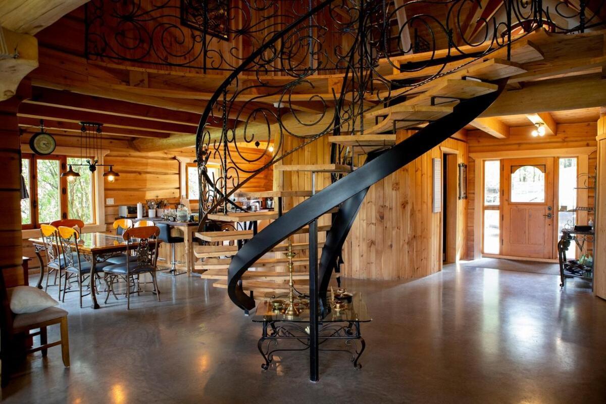 Hebergement "La Maison En Bois Rond" Sainte-Marie Rum bild
